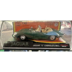 New Ray 1961 Jaguar E Type convertible Green 1/43 Ref  48839